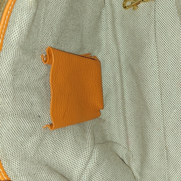 Dooney & Bourke orange purse - Picture 3 of 5